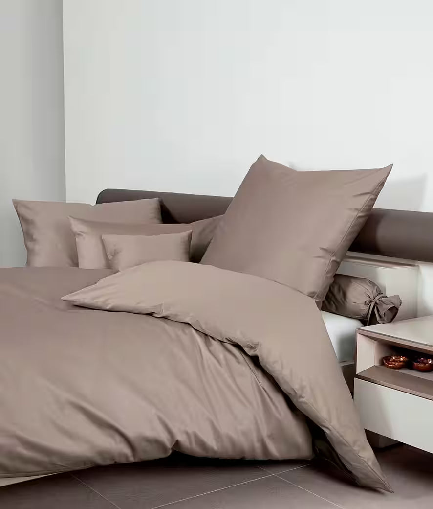 Mako Satin Uni Farbe Cappuccino